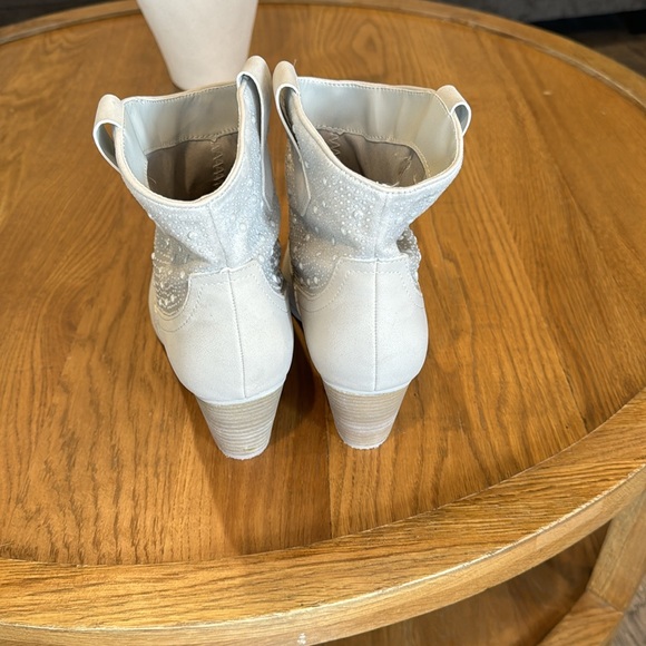 Cowgirl boots - Picture 4 of 7